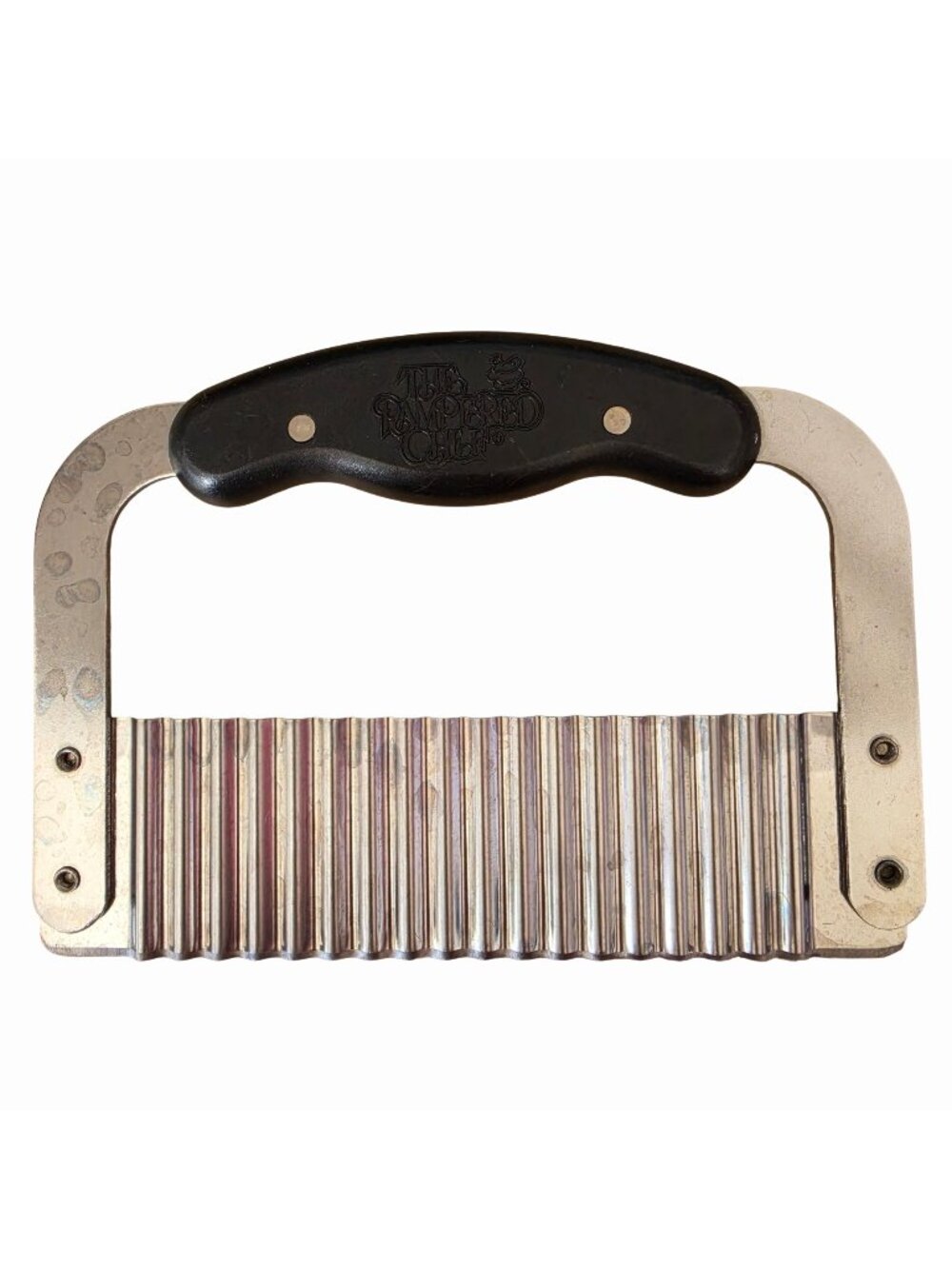 The Pampered Chef Crinkle Cutter Stainless Steel Wavy Vegetable Slicer Black Han